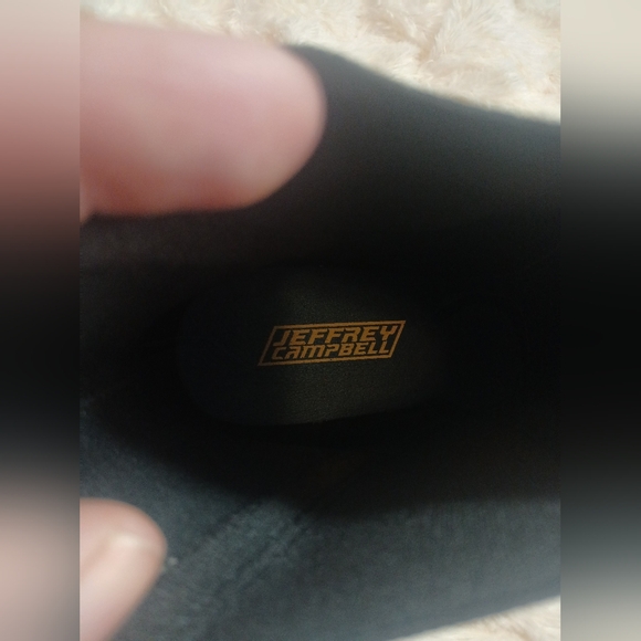 Jeffrey Campbell Stormy Chelsea Glossy Patent Leather Ankle Bootie Size 7 - Picture 9 of 9